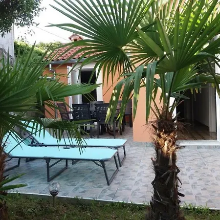 Pev Opatija, Large, Quiet Location, 500m From Sea